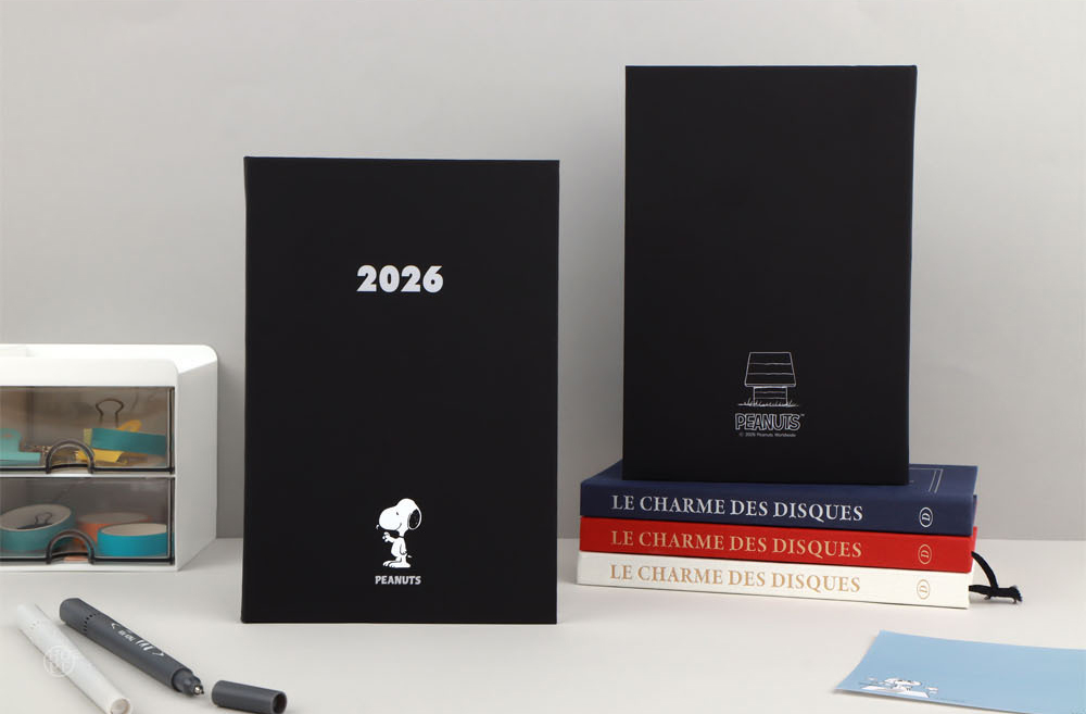 KOREA PEANUTS 2026 SNOOPY DIARY - monthly planner organizer journal ...