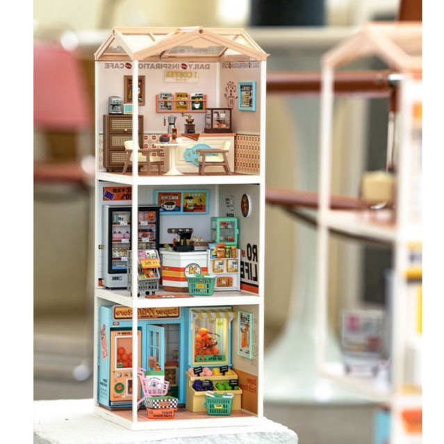 GIFTWRIGHT DIY ROLIFE SUPER CREATOR PLASTIC STACKABLE MINIATURE ...