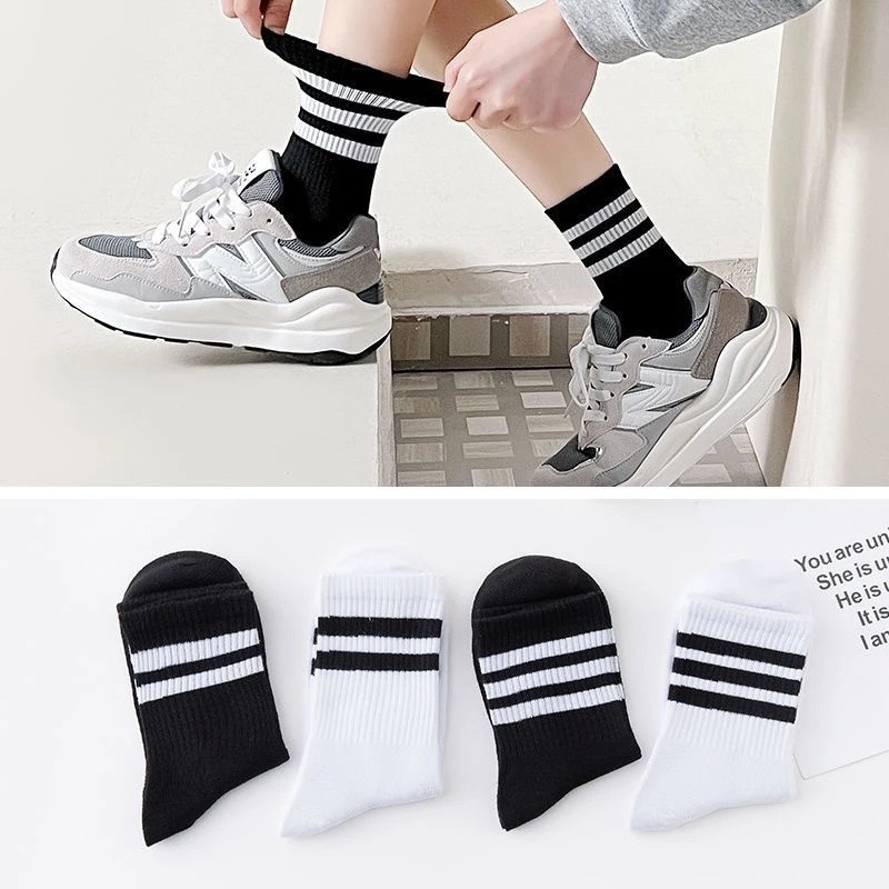 Yoga sports fitness cotton socks sweat-absorbent black and white ...