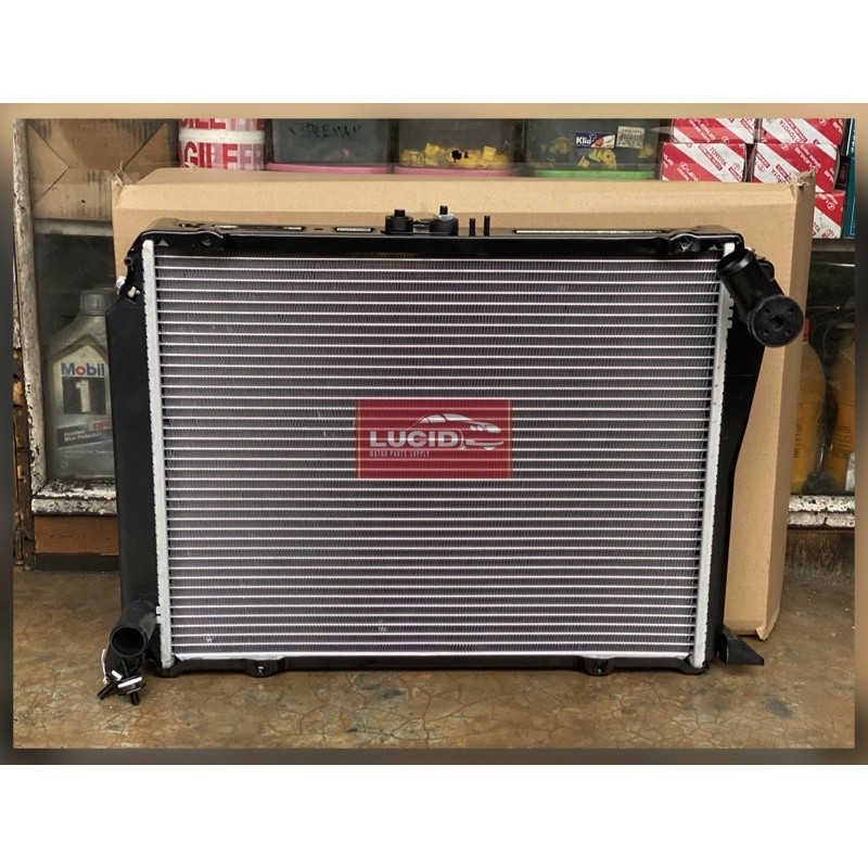 Radiator Hiace 1996 - 2002 manual (local) | Shopee Philippines