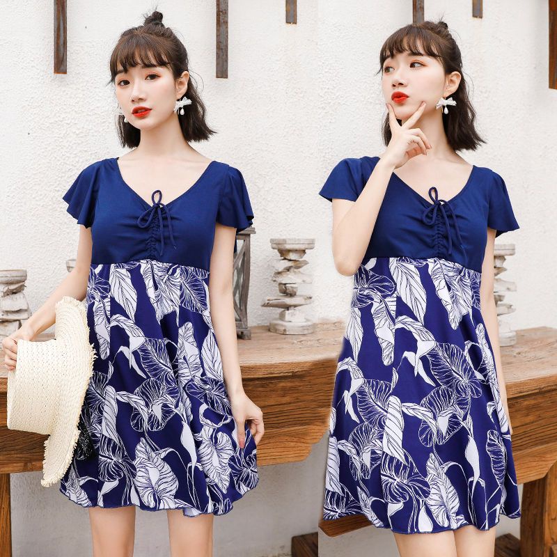 White one piece rush guard conservative women swimsuit boy leg short sleeve beach wear plu