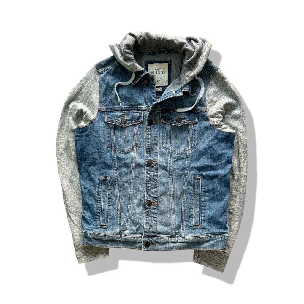 Hollister logo best sale hooded denim jacket