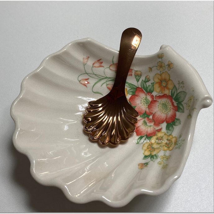 Short-Handled Clamshell spoon I Shell petite Oyster and Things ...