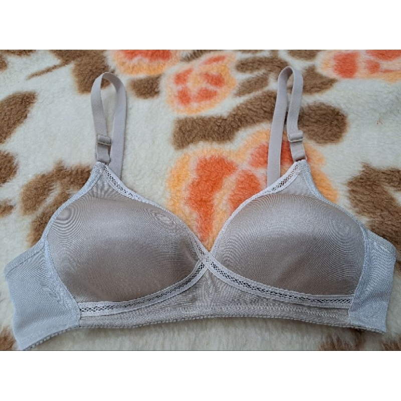 triumph-bra-size-b70-secondhand-housework-shopee-philippines