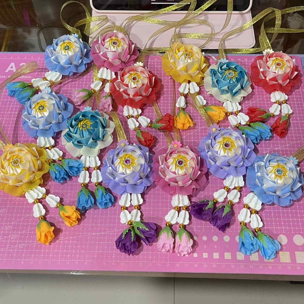 Ribbon Garland Auspicious Lotus (1 Bunch) | Shopee Philippines