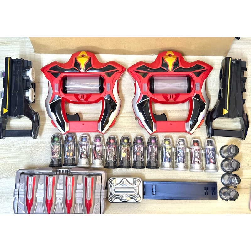 DX Geed Riser-Ultraman Transformable Device With 8 Capsules 2nd Hand ...