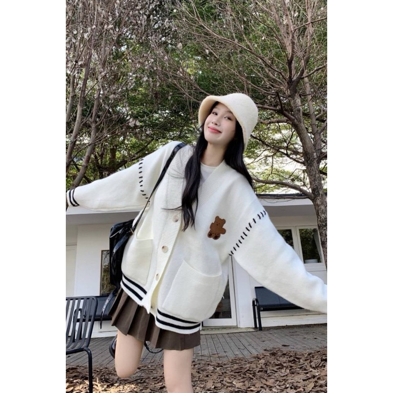 Bear Embroidery Yarn Work As In The Picture Video While Opening The