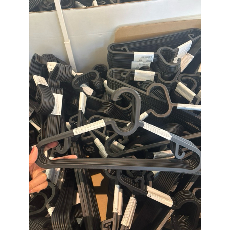 IKEA SPRUTTIG Grucce Appendini In Plastica Nera – Confezione Da 6 Pezzi