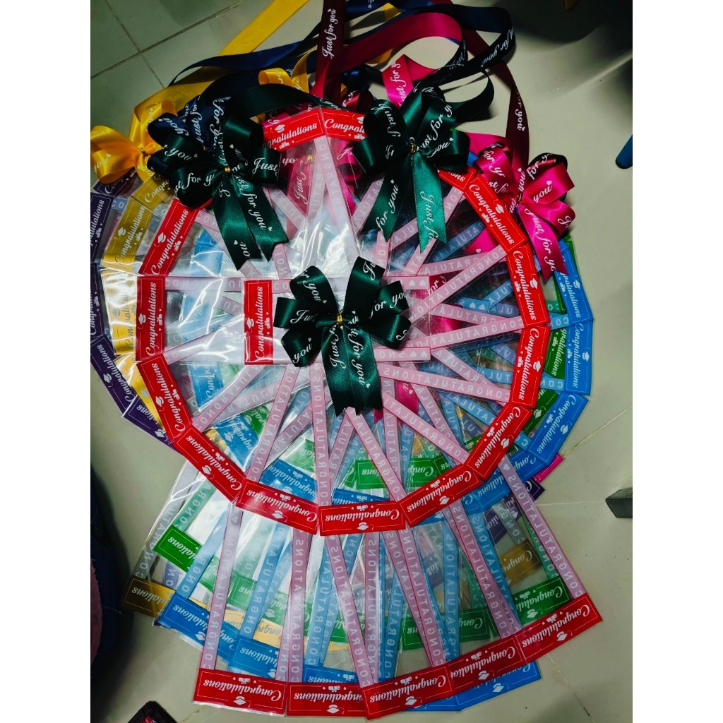 Garland Envelope congratulations For Graduation Gift. Round Banknote ...