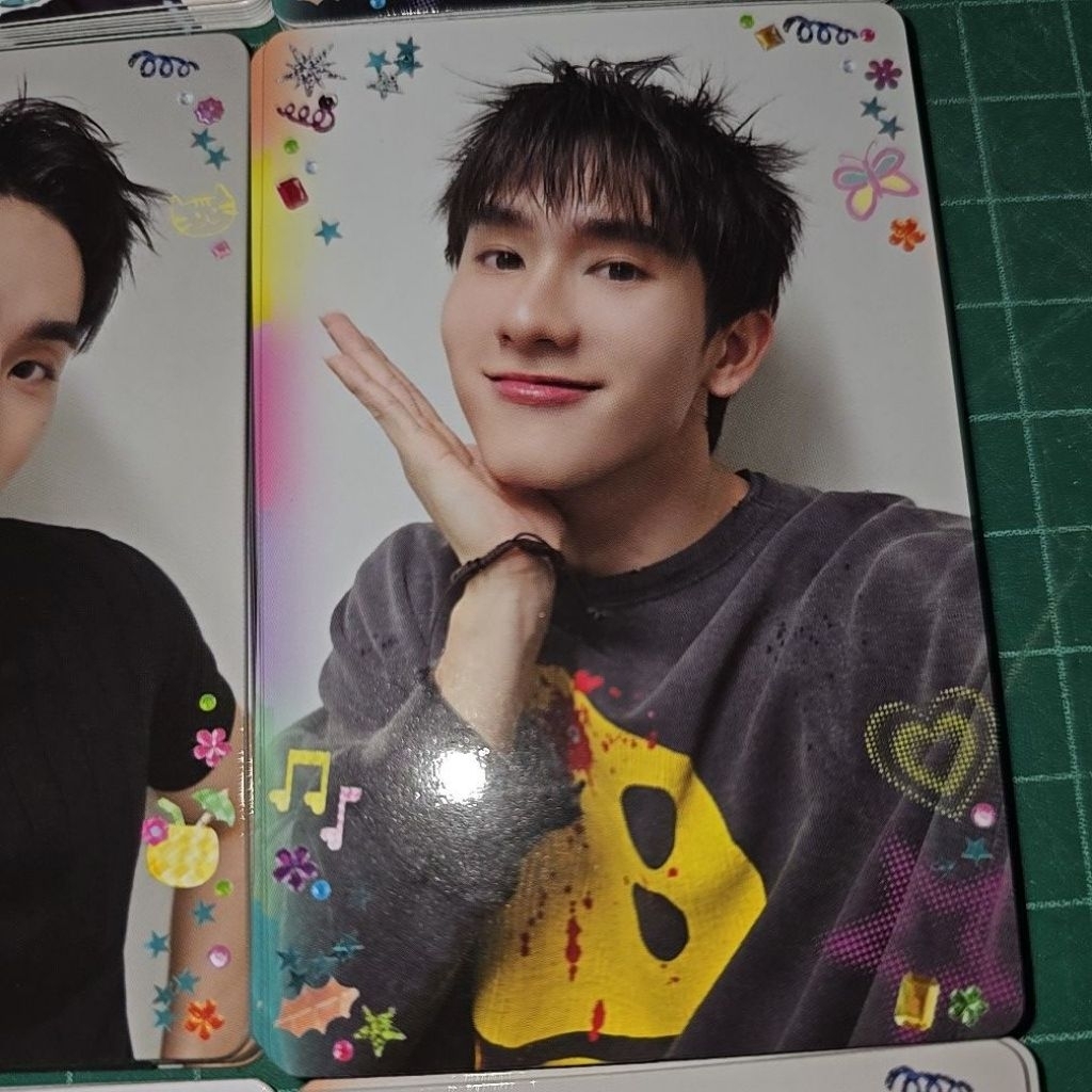 GMMTV Selfie Heart Shot RANDOM CARD POND PHUWIN FORCE BOOK JOONG