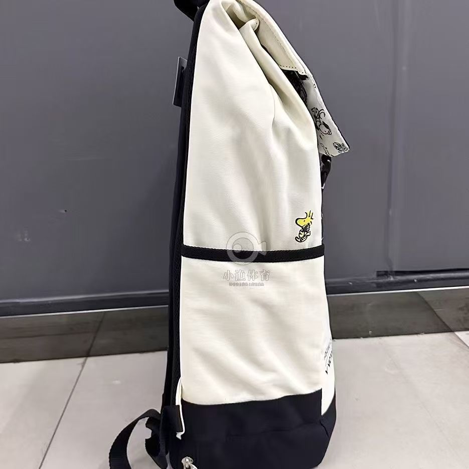 Snoopy Co-Branded VICTOR Cartoon Backpack For Badminton Racket Tennis ...
