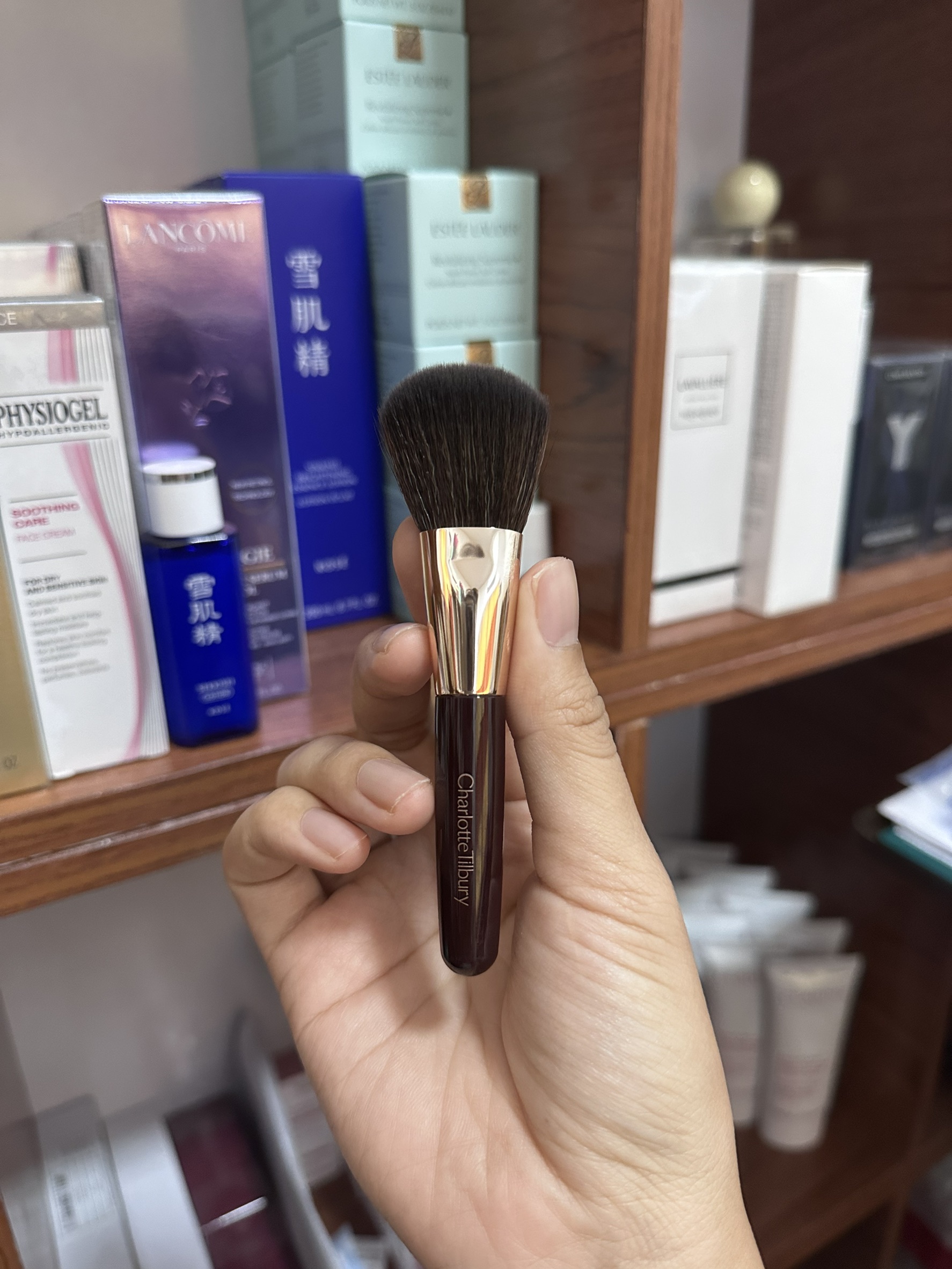 Charlotte Tilbury Mini Powder Brush (Small) | Shopee Philippines