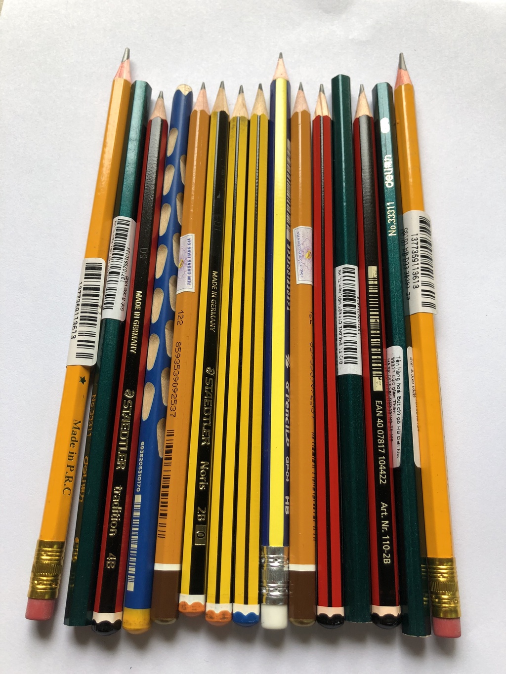 Book - Grade 4 Math Volume 1 - Connected with 5 2B wooden pencils ...