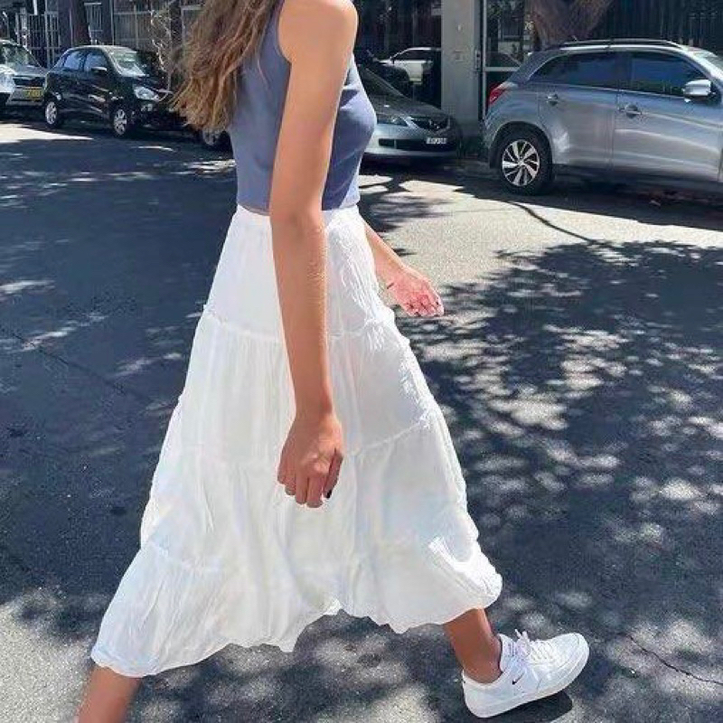 Brandy Melville Izzy Skirt (White Pleated maxi Skirt, Summer cotton Fabric) Shopee Philippines