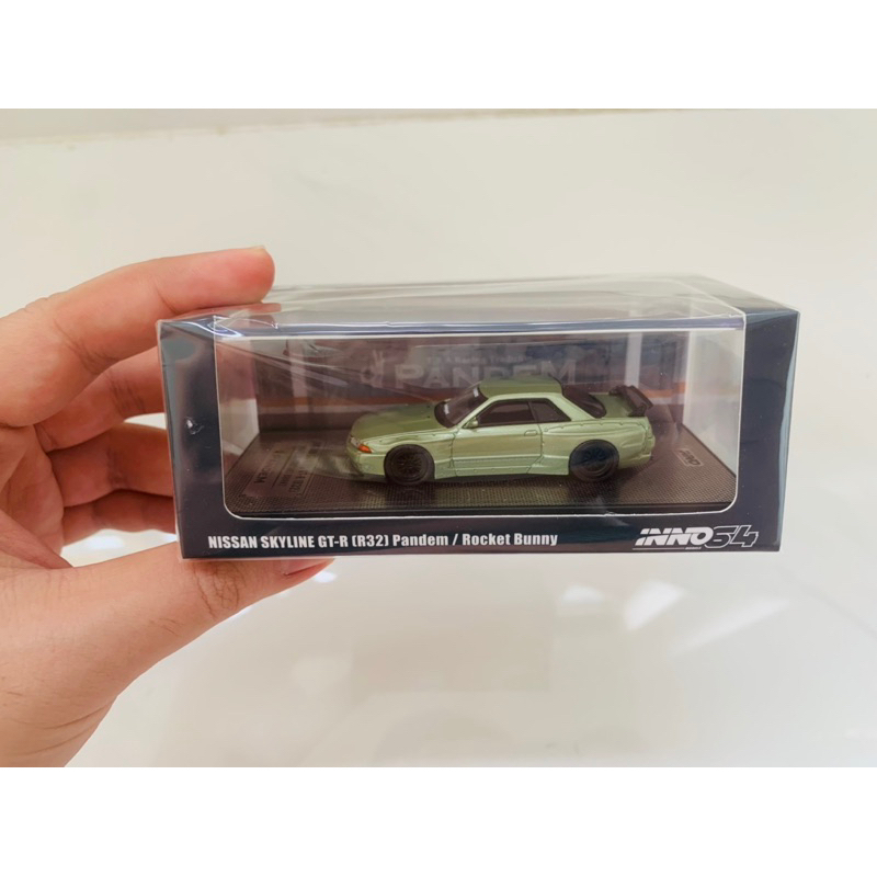 Inno64 1/64 Nissan Skyline GT-R R32 Pandem Rocket Bunny - Blanche - Miniature De Collection