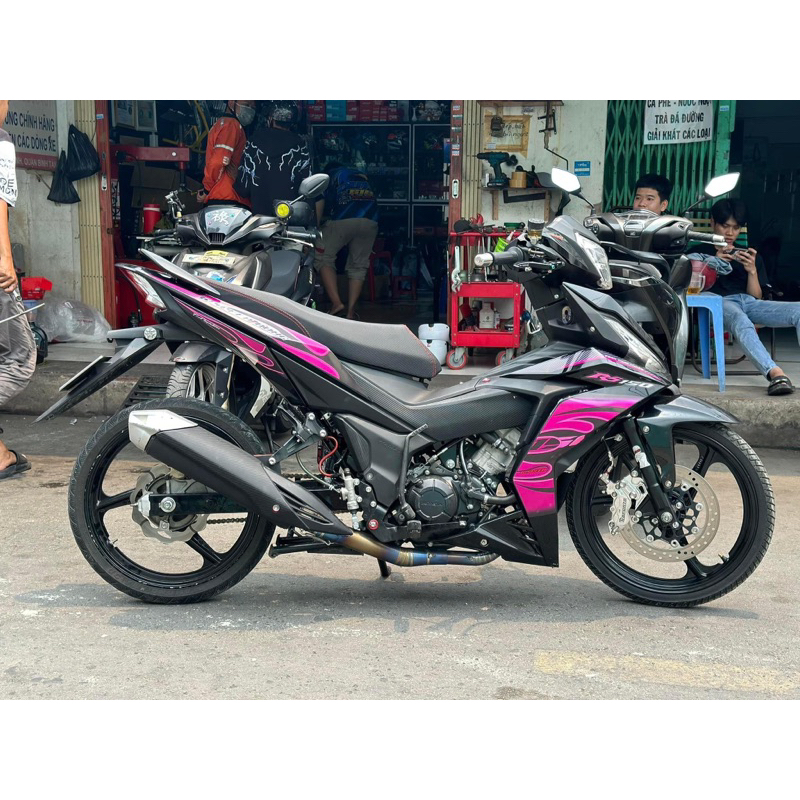 Winner v1 car sticker, pink fire stamp model, black fairing sticker ...