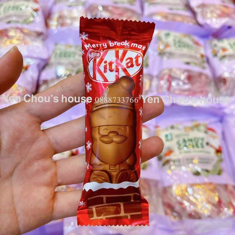 Nestle KitKat Milk Chocolate Santa 29g | Shopee Philippines