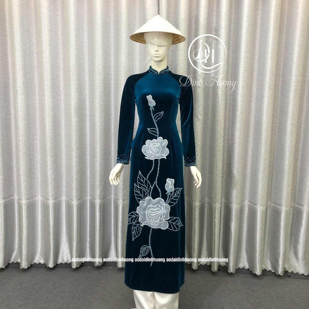 Ao Dai Dinh Huong Green Velvet Ao Dai With White Rose Motifs | Shopee ...