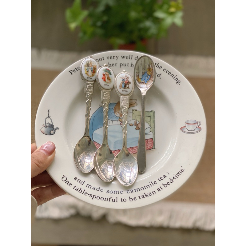 Silver-coated stainless steel spoon with Peter rabbit porcelain pattern ...