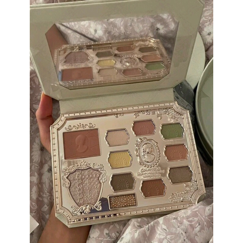 COLORROSE Rococo Gold Embossed All-in-One Eyeshadow Palette 12-panel ...