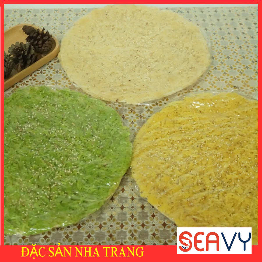 Traditional young coconut rice paper with 3 flavors of pandan leaves ...