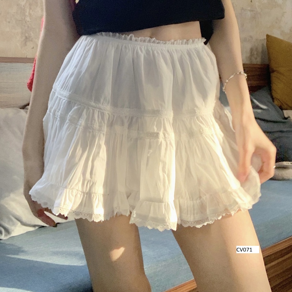 Bare Lace Skirt