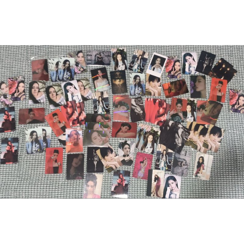 Luckybox blackpink Jissoo Multiple off card Genuine 100% random ...