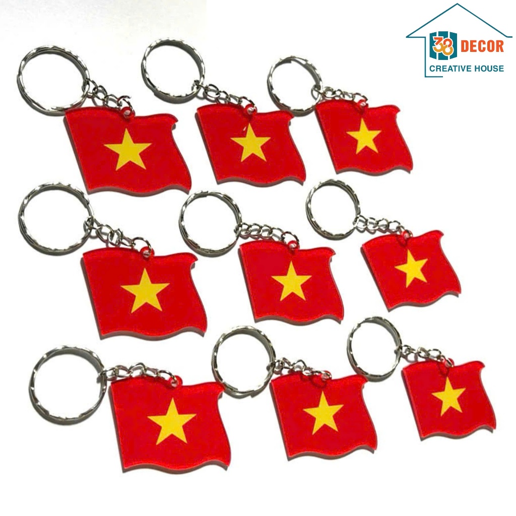 Red Flag Keychain with Yellow Star - Mini Party Flag Charm - Keychain ...