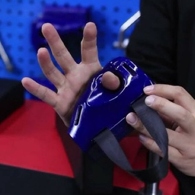 Multi-functional hand exercise equipment, simulating real hands**High ...