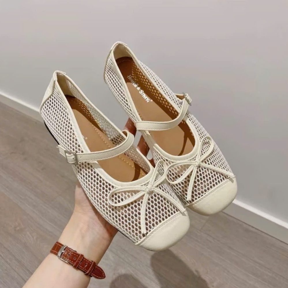 (Slim feet 1sz) Women's shoes, doll shoes made of light mesh, very ...