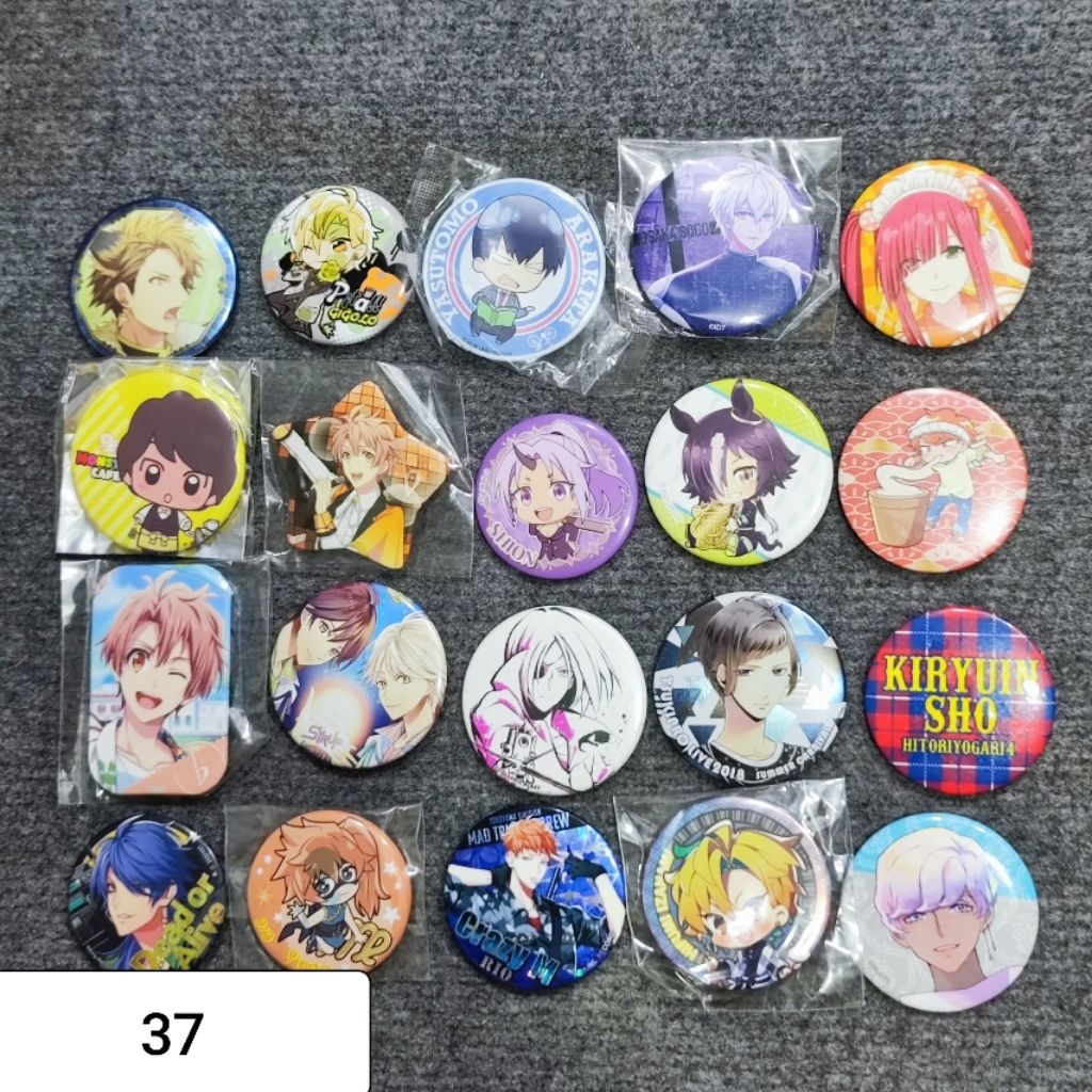 ( MS158 ) Anime Character Keychain + Badge. | Shopee Philippines