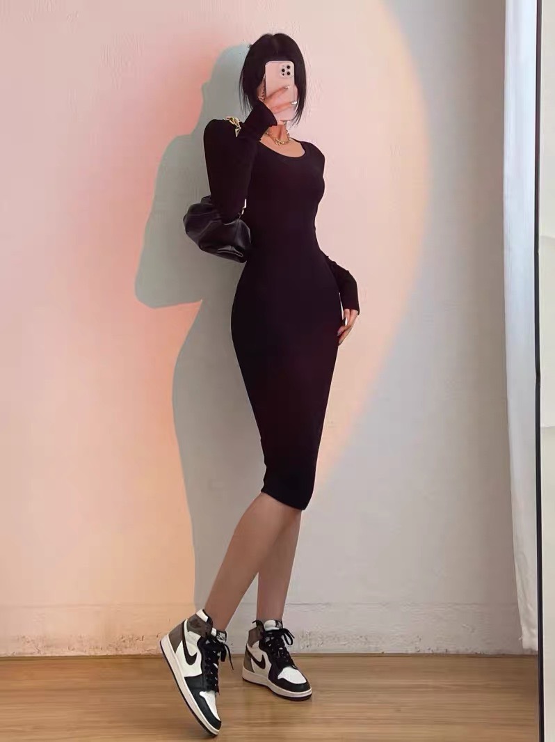 Dynamic Long Sleeve Elastic Bodycon Dress Knee Length Slim Form No Slit ...