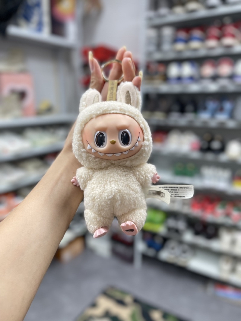 Labubu v1 Cop bi keychain 7 random colors | Shopee Philippines