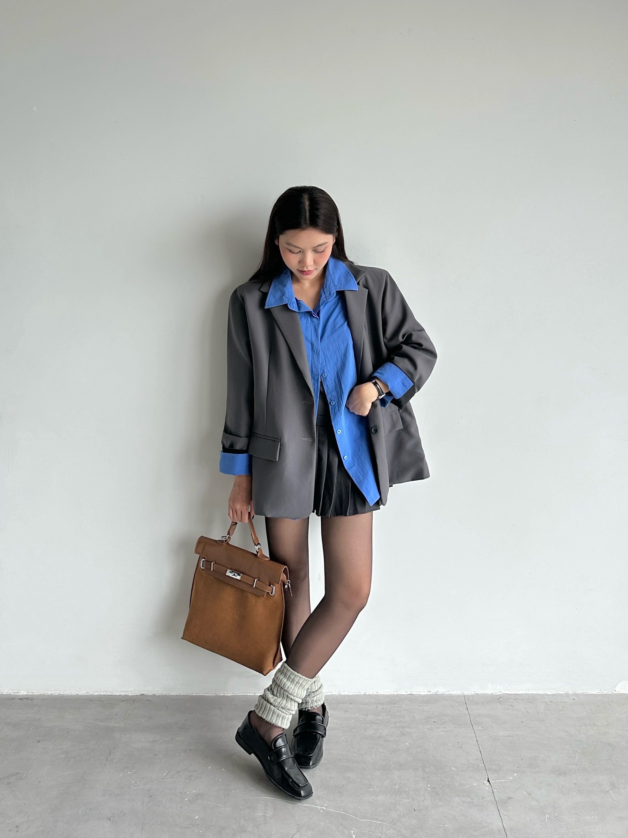 Loose-fitting long-sleeved blazer with thick 2-layer shoulder-length ...