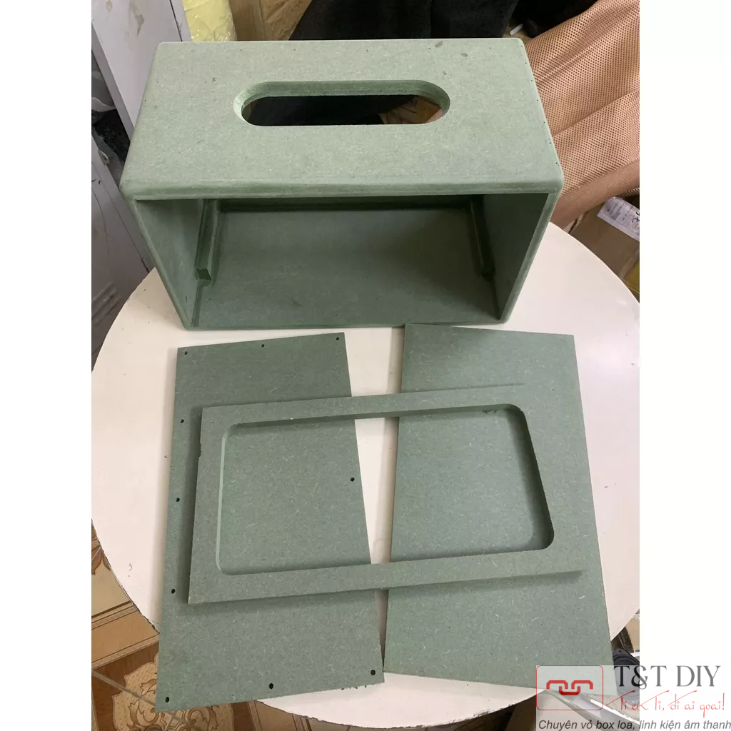 The Classic marshalIStyle Raw Speaker box Cover Has Cornered And Glued